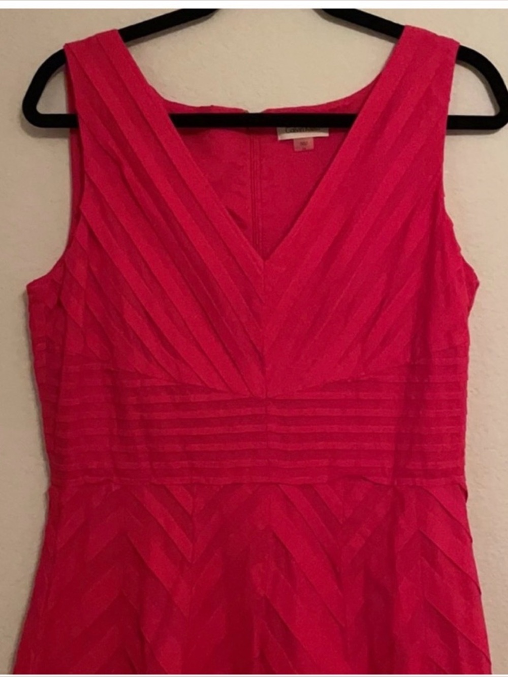 Calvin Klein Pink V‑Neck Sleeveless Dress Size 12 Excellent condition